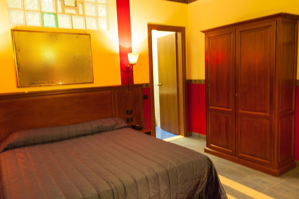 Hotel Giulio Cesare Turin Bagian luar foto